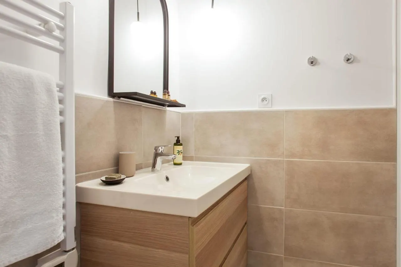 Suite Mugel - 3 Etoiles - Welkeys La Ciotat 0*,  France